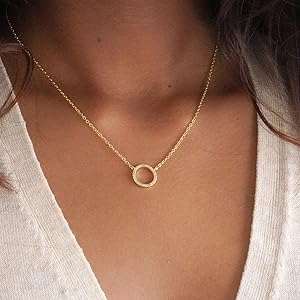 Elegant Minimalist Circle Pendant Necklace β¨π