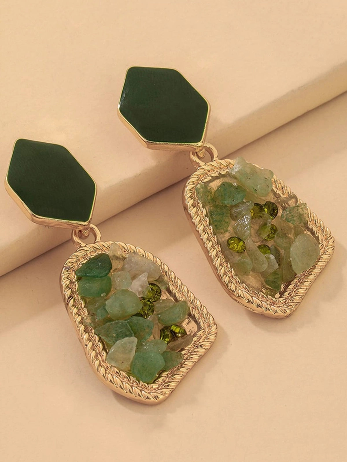 β¨ Elegant Green Crystal Stone Drop Earrings πβ¨