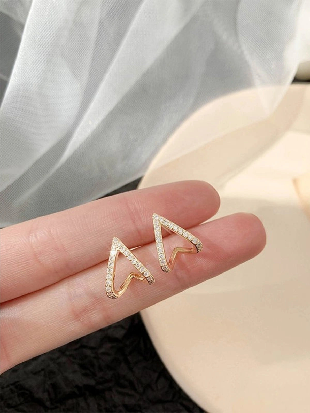 ✨ Crystal Heart Triangle Stud Earrings