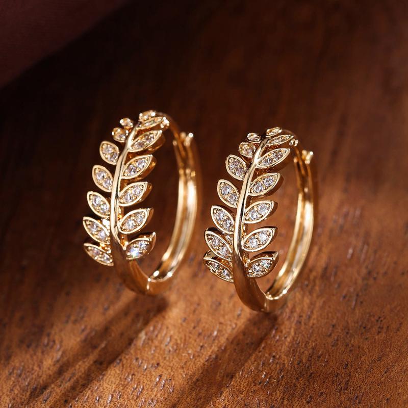 Elegant Crystal Leaf Hoop Earrings ✨🌿💛