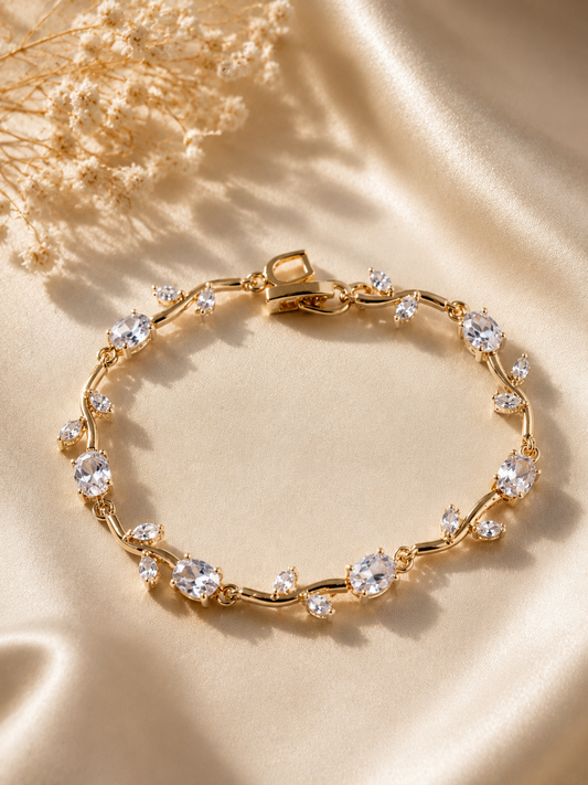 ✨ 18K Gold Plated Crystal Vine Bracelet ✨