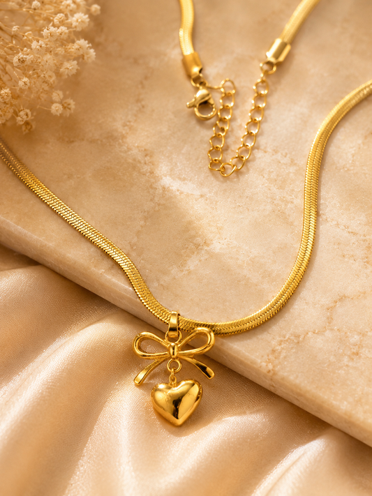 💛 Elegant Heart Bow Necklace