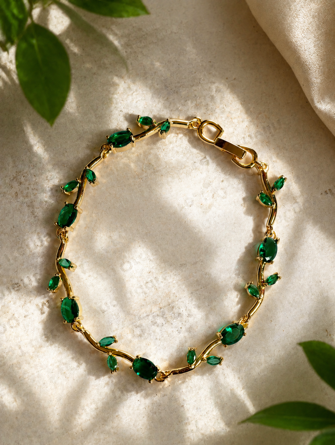 💚 Emerald Vine Bracelet 💚