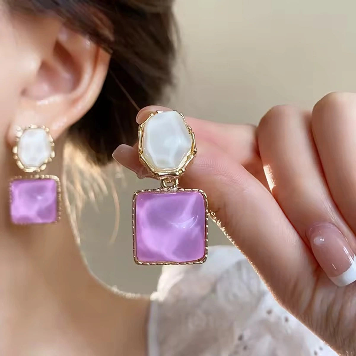 Elegant Lavender Resin Statement Earrings 💜✨🤍