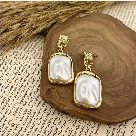 ✨ Elegant Pearl Drop Earrings 🤍✨