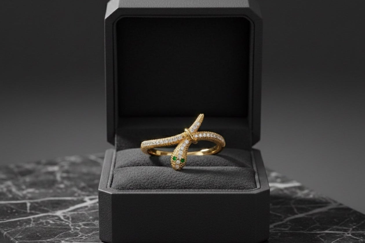 ✨ 18K Gold Plated Stainless Steel Snake Crystal Ring ✨