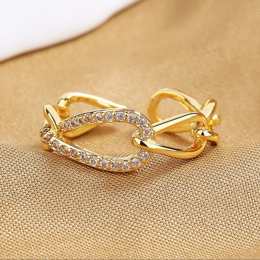 ✨ 18K Gold Plated Stainless Steel Crystal Link Ring ✨
