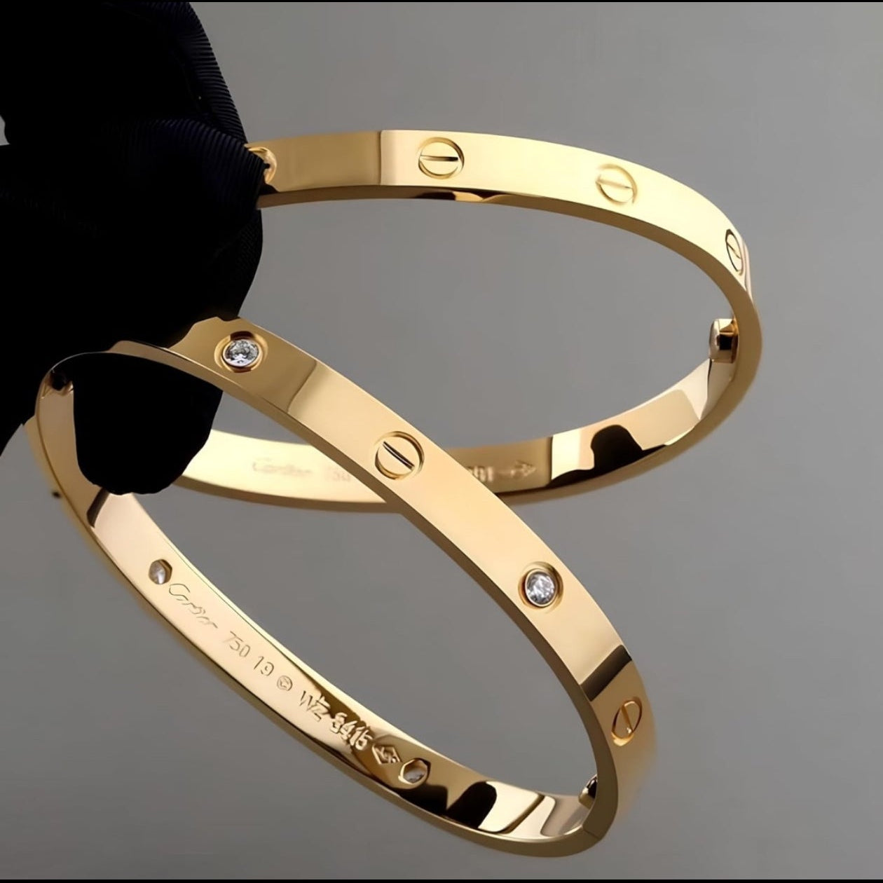 Elegant Gold Luxury Bracelet – Premium Crystal Screw Design | Timeless Style