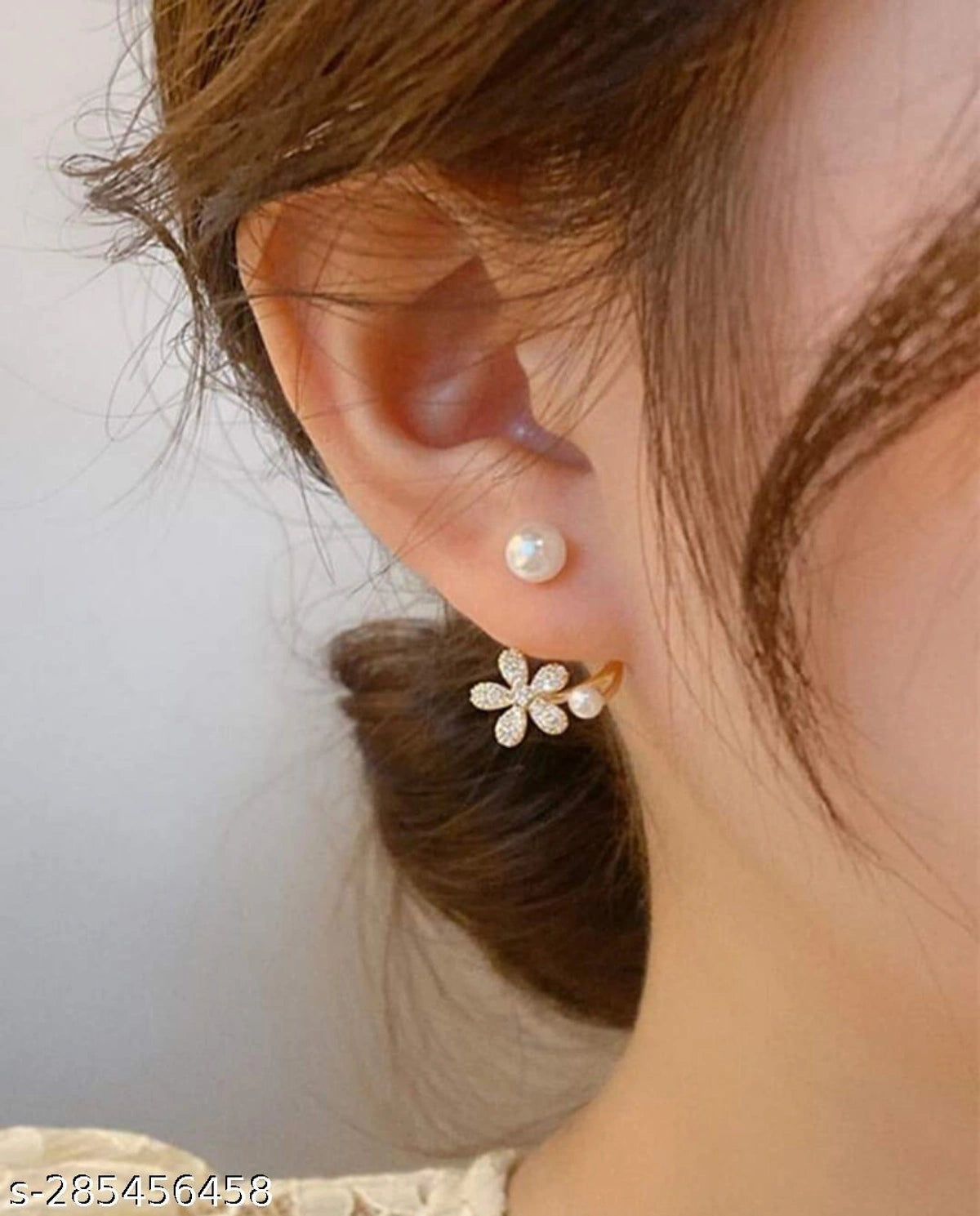 Elegant Pearl Blossom Ear Cuff Earrings 🌸🤍✨