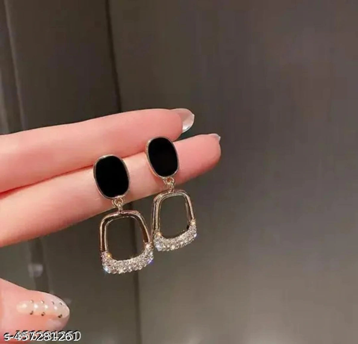 Elegant Black Crystal Geometric Drop Earrings 🖤✨💎